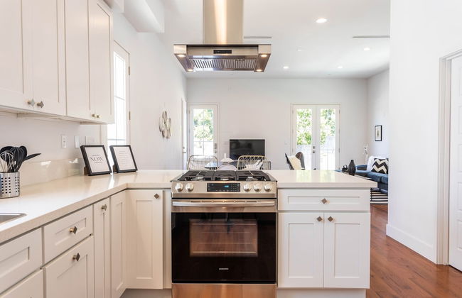 Ince by Avantstay 100 Meters to Amazon Studios - Photo 8