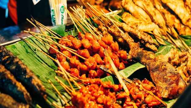 Bangkok Street Art and Food – Half-Day Walking Tour - Photo 5