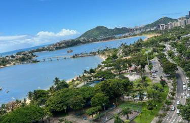 Praia do Canto Apart Hotel - Quarto sala e varanda - Foto 1