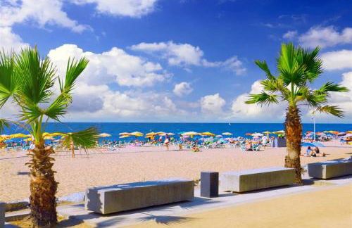 Luxury Apartment Accommodation, next to beach & train station Calella - Foto 27