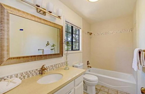 Sonoma Hideaway 3BD 2,5 BATH, Beautiful Patio and Garden - Foto 29