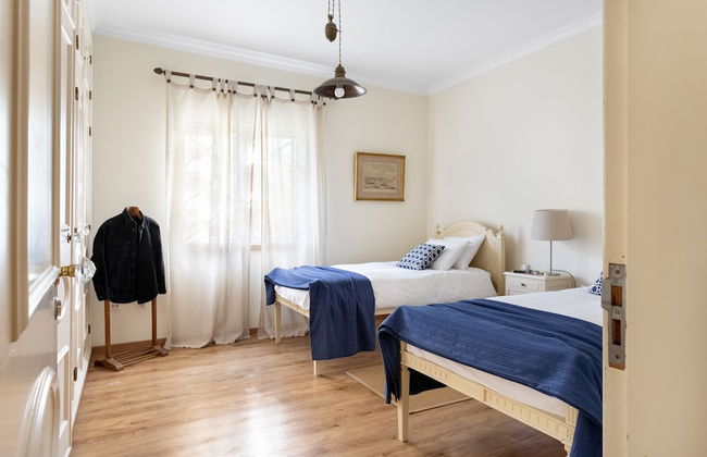 JOIVY Splendid 4-BR House w/Swimming Pool & Sea View - Foto 2