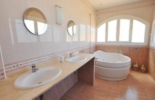 Holiday Home in Empuriabrava with Private Pool - Foto 19