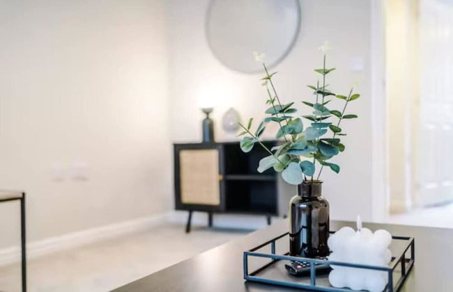 Lovely three bed home Manchester - Foto 16