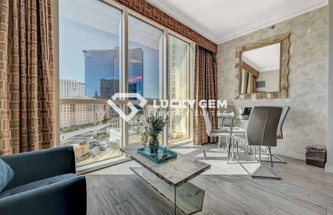 Lucky Gem Penthouse Suites at MGM Signature - Photo 38