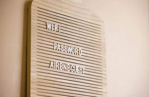 Cozy Cottage private back yard and free coffee - Foto 7