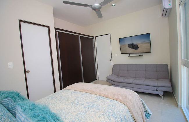 Riviera Towers 2BR & Pool - Foto 8