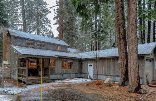 3BD with Hot Tub Two Minutes from King Beach - Foto 37