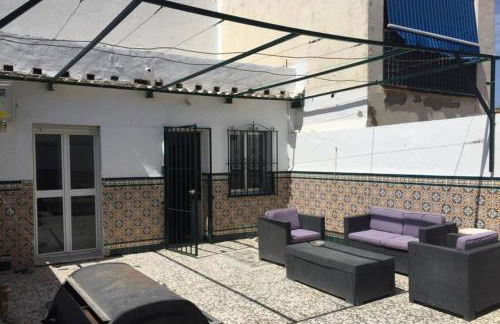 CASA REFORMADA CON TERRAZA/WIFI/AIRE ACONDICIONADO - Foto 2