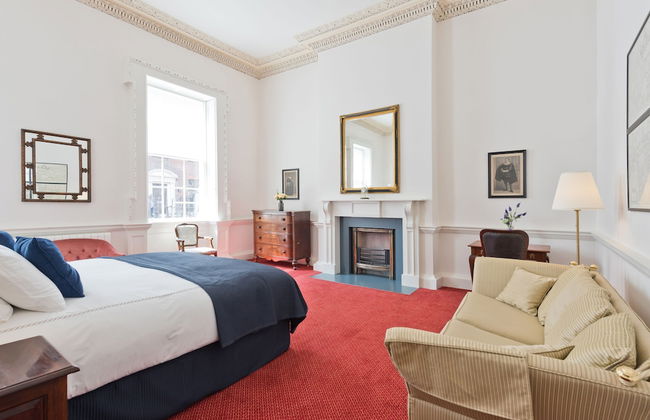 Henrietta Suites City Centre - Photo 27