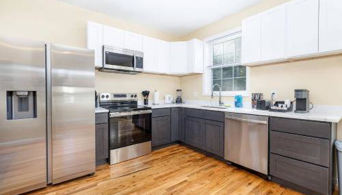 Bright & Cozy Stay in the Heart of Hartford - Foto 5, Other