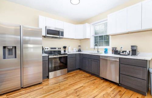 Bright & Cozy Stay in the Heart of Hartford - Foto 5