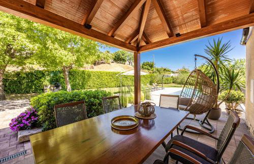 Holiday Home with pool and garden - Photo 7