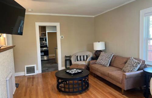 Freshly renovated home in a vintage neighborhood - Foto 5