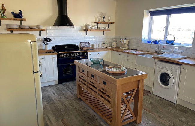 Country Retreat Sleeps 2 Near Cymyran Beach - Foto 4