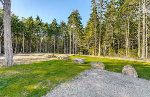 2 Mi to Grimes Cove! 2-Story Unit on 3 Acres - Foto 27