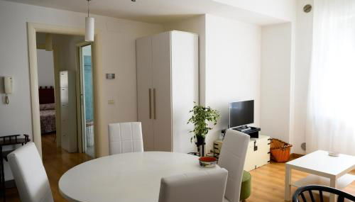 Piazza Roma Apartment - Photo 4
