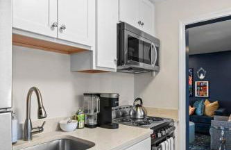 1BR on SALEM Common w/ Parking l Walk to Town - Photo 6