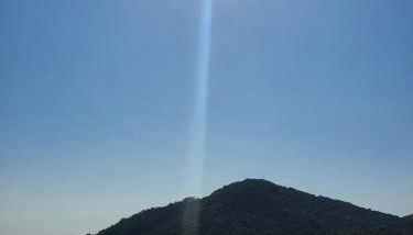 Lindo apto tudo novinho, prédio frente mar - Foto 3