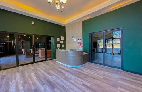 Luxury 6BR Suite with Pool Table Sleeps 12 Perfect for Group Stay Near McCormick Place, Grant Park and Soldier Field - Foto 42