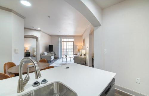 Landing Spectacular 2BD Clubhouse Pool - Foto 12