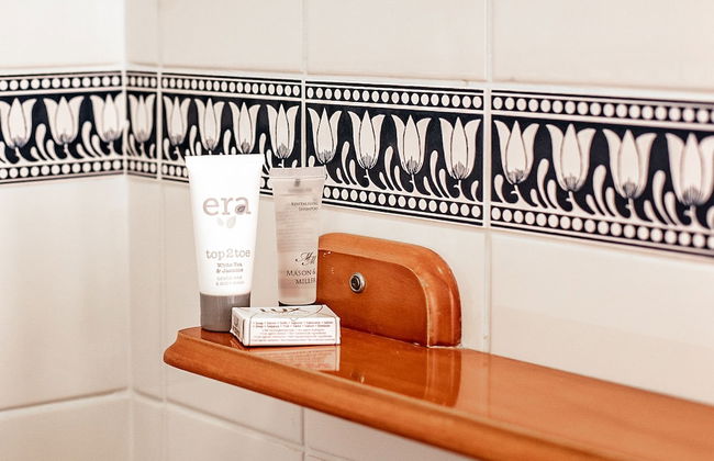 Trivelles Waterhall Country Hotel - Gatwick - Photo 41