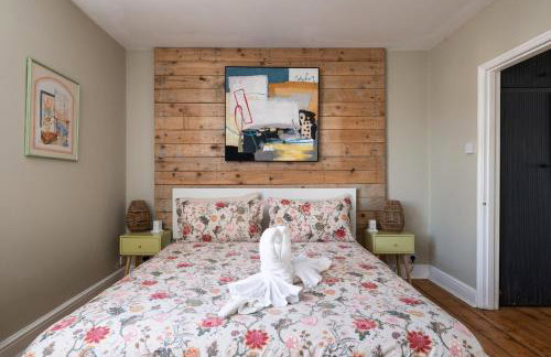 Modern 2BD Victorian Home Near Town Centre - Foto 3