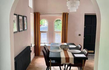 Victoria Gate Lodge - Photo 3