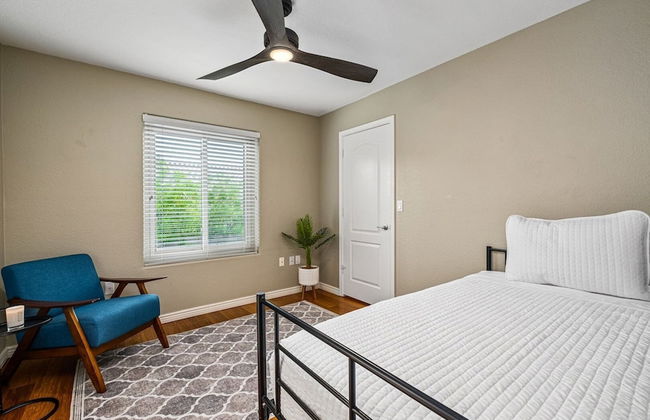 Luxury Lookout Canyon 5 Bdrm Stunner W/htd Pool! - Foto 7