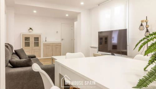 MyHouseSpain - Precioso piso en el centro - Foto 3
