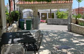 Ivan's Holiday Oasis - Foto 1