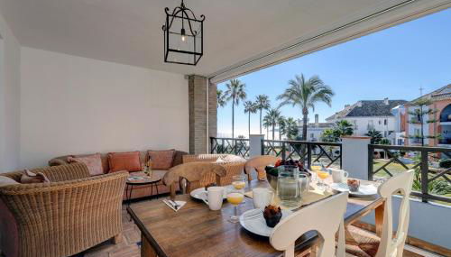 LA PERLA DE LA BAHIA PRIMERA LINEA - Photo 2