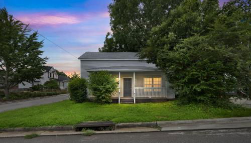 Quiet Family Home - Downtown, Pet Friendly, 4 Beds - Foto 4