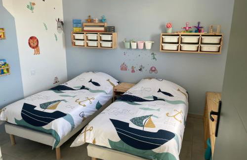 Serignan villa moderne avec piscine - Foto 21