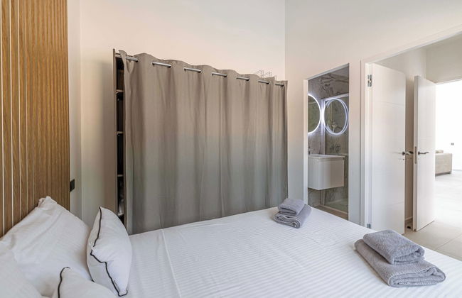 Modern Villa With Heated Pool and Garden - Foto 9