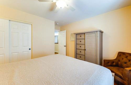 Putting Green, Pool Table! West Valley Family Home - Foto 22