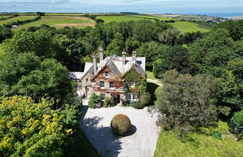 The Old Vicarage - Photo 1