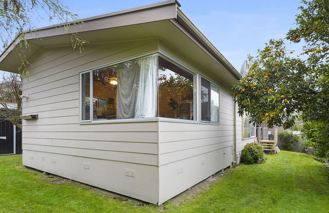 Lakeview Escape with spa - sauna - patio - Photo 46