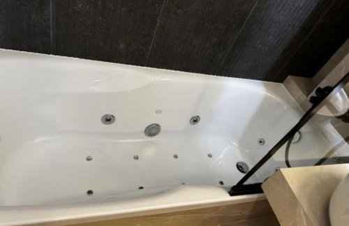 Family & Business Apartments PREMIUM No1 - 1 Bedroom with Private Jacuzzi, Balcony, Parking - Photo 75