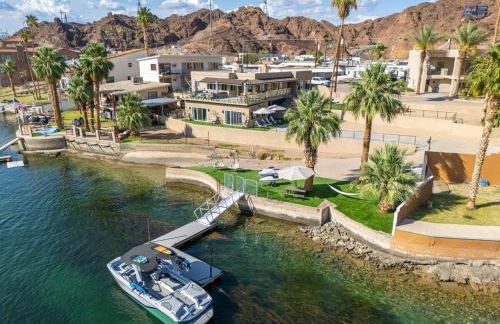 New Luxe Riverfront Home, Launch & Dock, Gamerooms - Foto 10