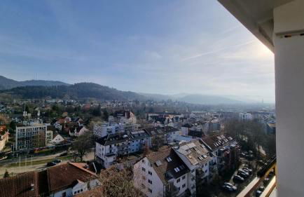 Design Apartment mit Blick auf Freiburg - Foto 17