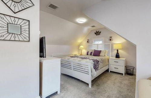 Belltown Retreat - Photo 30