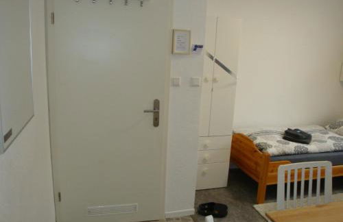 Cenet 1 Zimmer Apartment - Foto 6