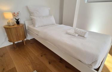 Modernes Neubauhaus ca 200 qm Nähe vom Flughafen - Foto 30