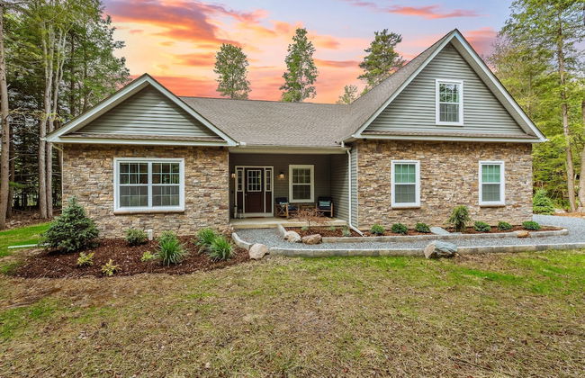 Luxuriously Lakeside by Avantstay Lakefront Retreat w Game Room - Foto 60