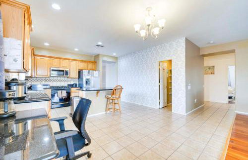 Getaway with Hot Tub Near Peoria Mountain Preserve! - Foto 6