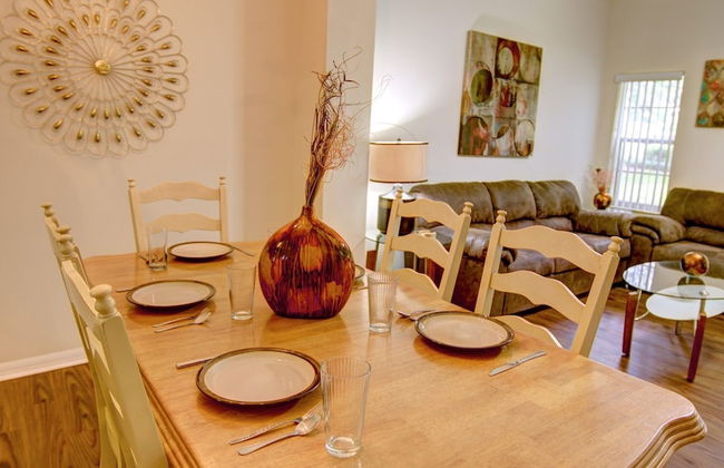 Norwich Townhome at Emerald Island - Foto 6