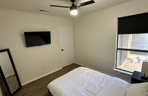 Newly Updated Cozy Home - Foto 24