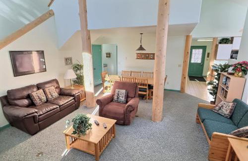 2 Bed Cabin Fireplace Lodgepole Pines - Foto 2