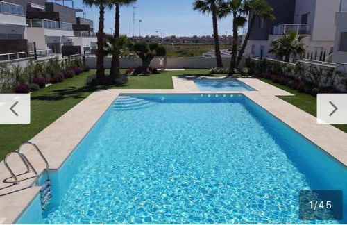 Villa Luxury - Private Pool - Wifi - Solarium - Foto 54